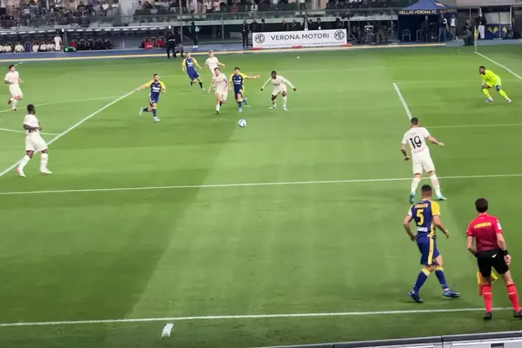 Hellas Verona Club 3.webp