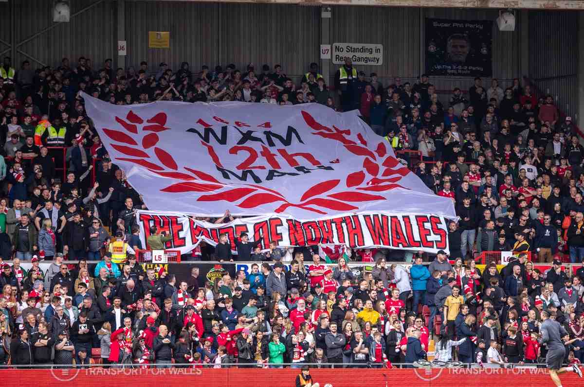 WrexhamClub3.jpg